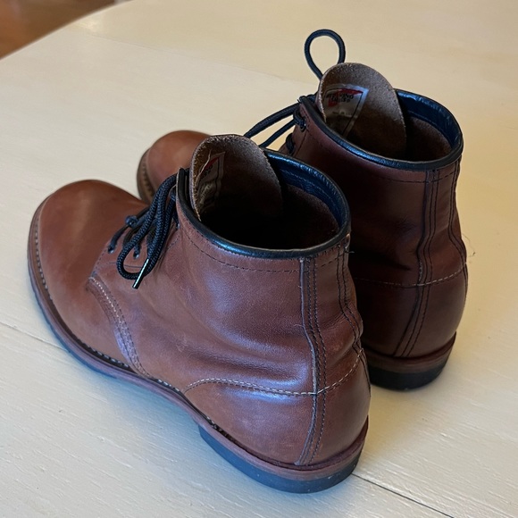 Like NEW, genuine leather Red Wing boots. Men’s USA 10 - Picture 4 of 7